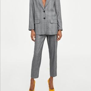 Zara Basic High-Waisted Belted Trousers Medium